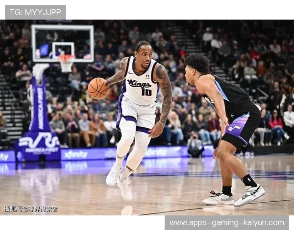 拉文起势连挥两记外线重击,芝加哥缩小差距